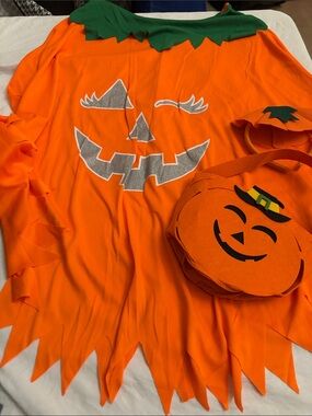 Dinizimo 3pc glow in dark  Orange Pumpkin Costume Set with Jack-O'-Lantern Bag.
